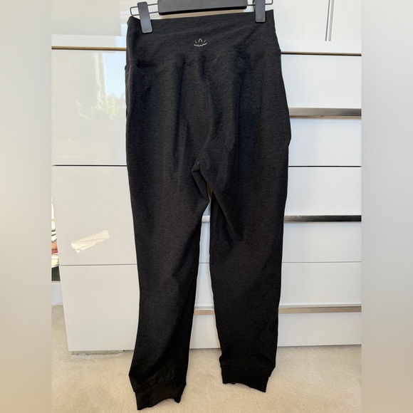 Beyond Yoga Darkest night Spacedye Midi Jogger - Picture 3 of 3